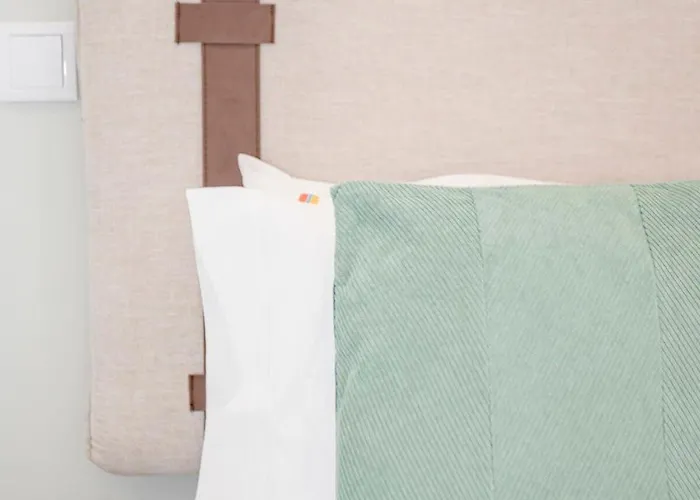 Liiiving In - Sweet Sunlight