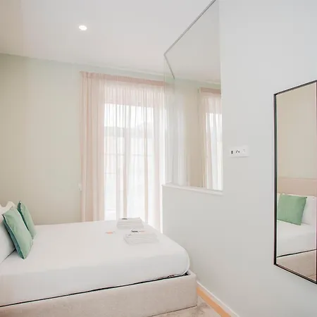 Liiiving In - Sweet Sunlight *