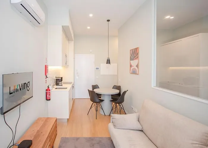 Liiiving In - Sweet Sunlight Порту