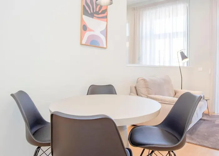 Liiiving In - Sweet Sunlight * Порту