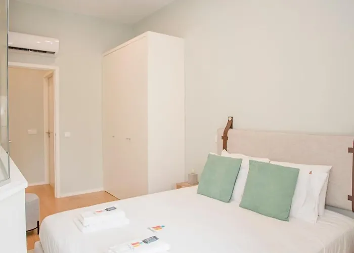 Liiiving In - Sweet Sunlight