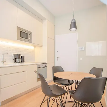 דירה Liiiving In - Sweet Sunlight *