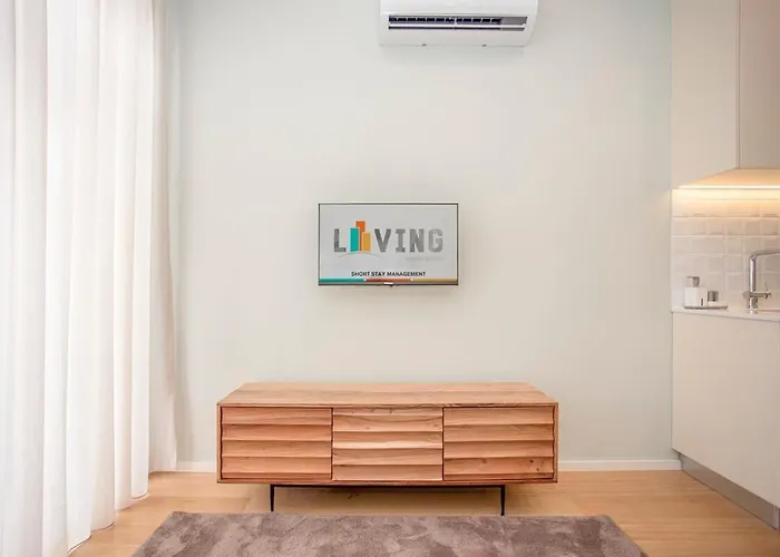 Liiiving In - Sweet Sunlight *