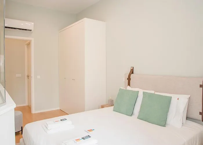 Liiiving In - Sweet Sunlight