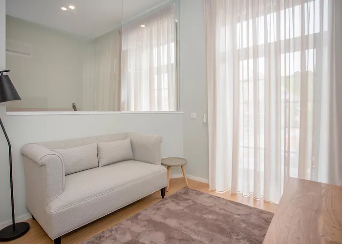 Liiiving In - Sweet Sunlight 아파트